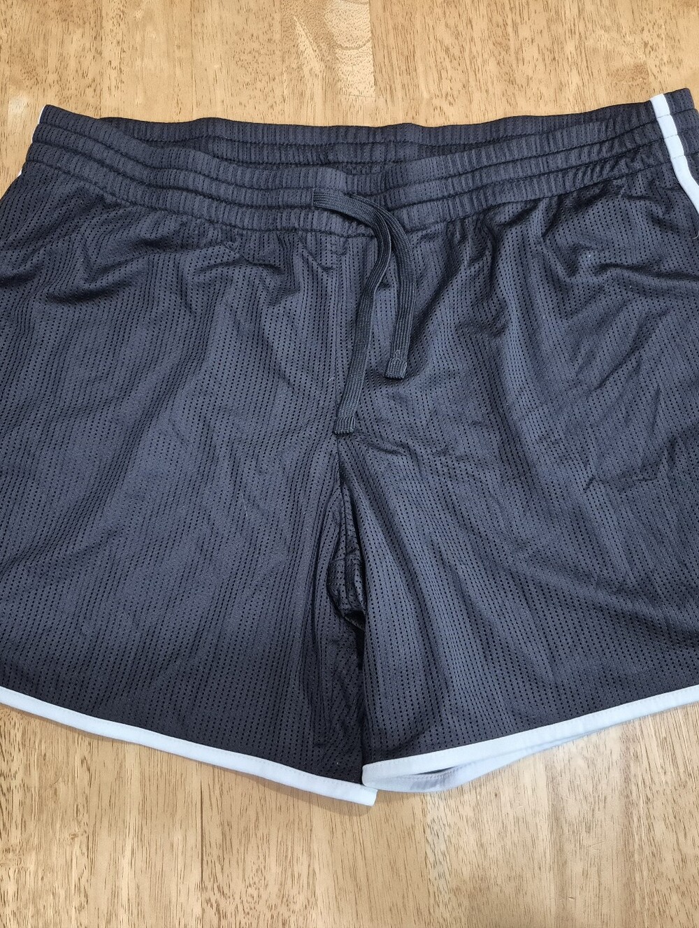 EUC Danskin Plus Size Black And White Athletic Loungewear Shorts